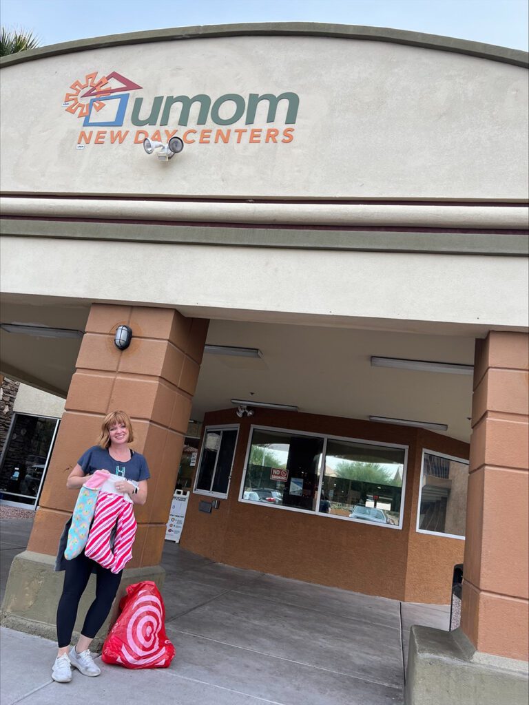 Hammersmith Support | Hammersmith Support Gives Back Umom Stocking delivery